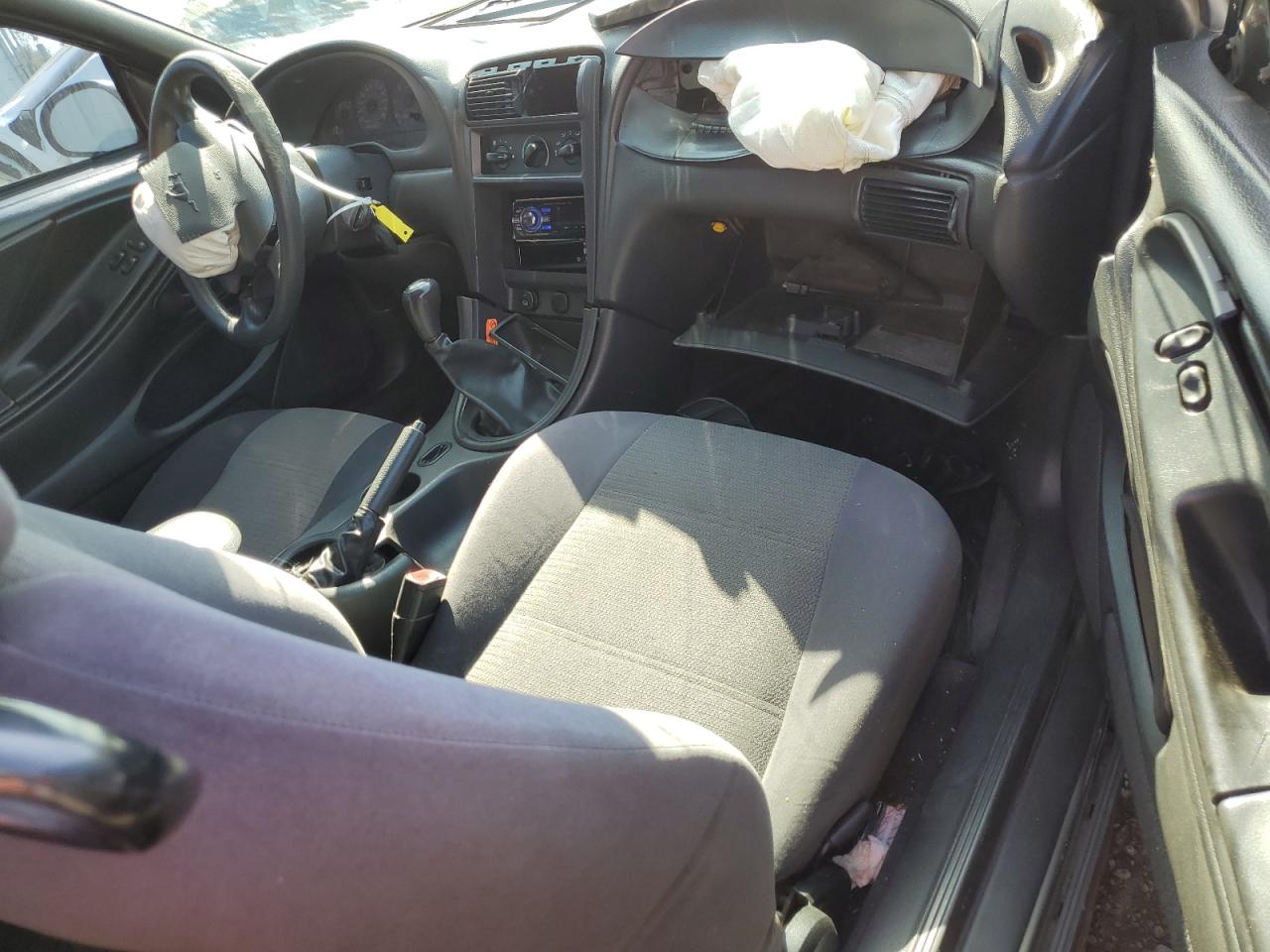 2001 Ford Mustang VIN: 1FAFP40481F184981 Lot: 61907054