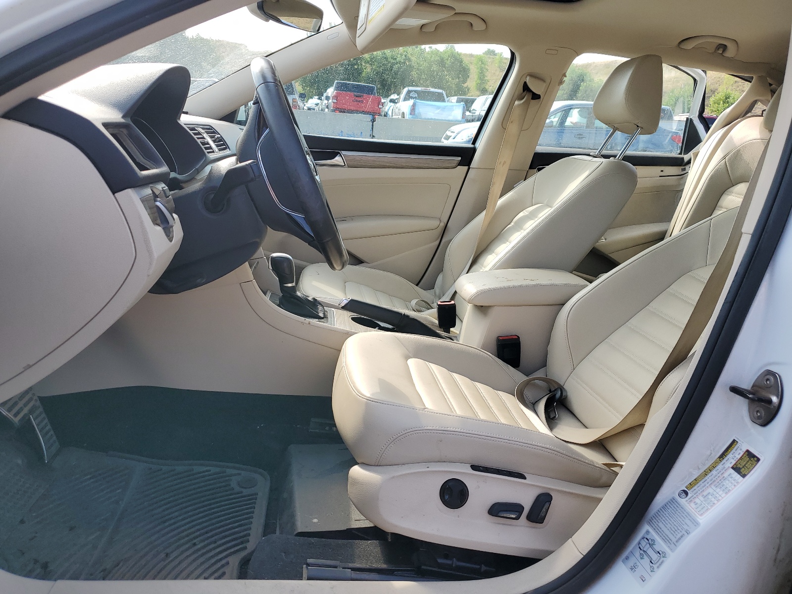 1VWCT7A34HC072140 2017 Volkswagen Passat Sel Premium