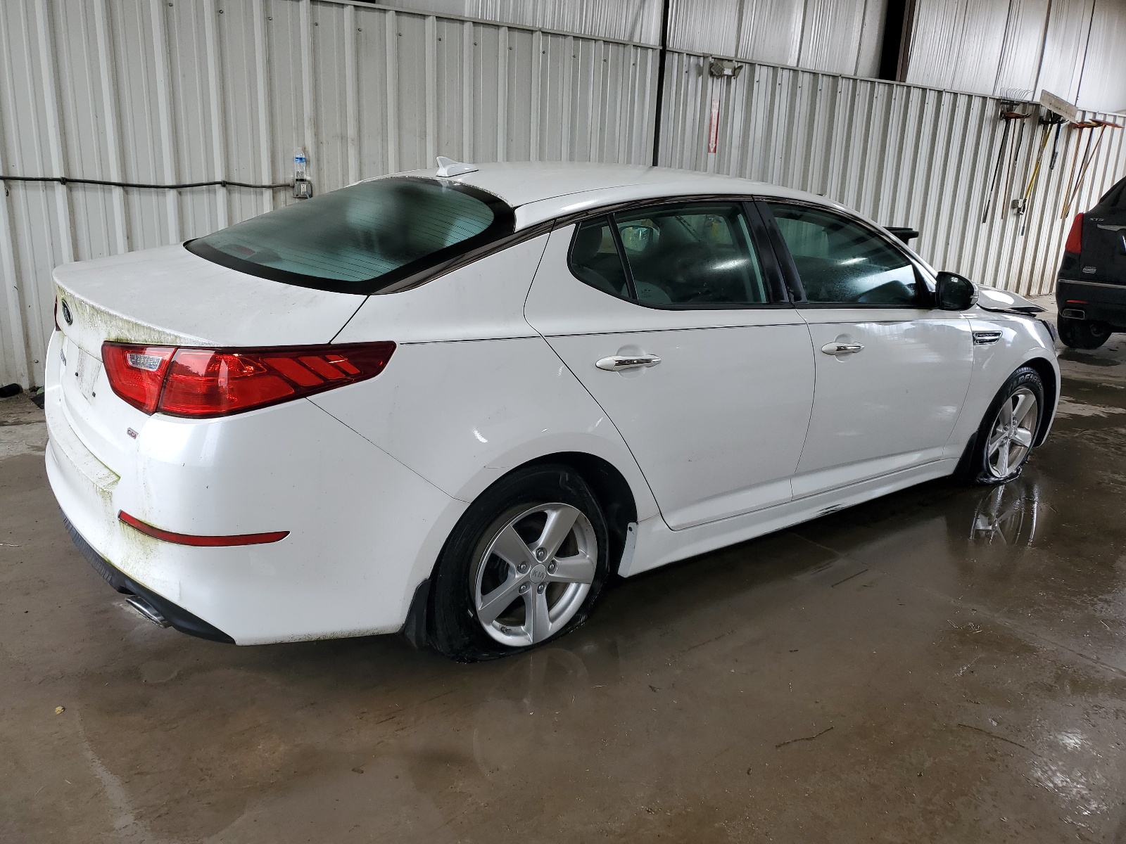 2015 Kia Optima Lx vin: KNAGM4A74F5612474