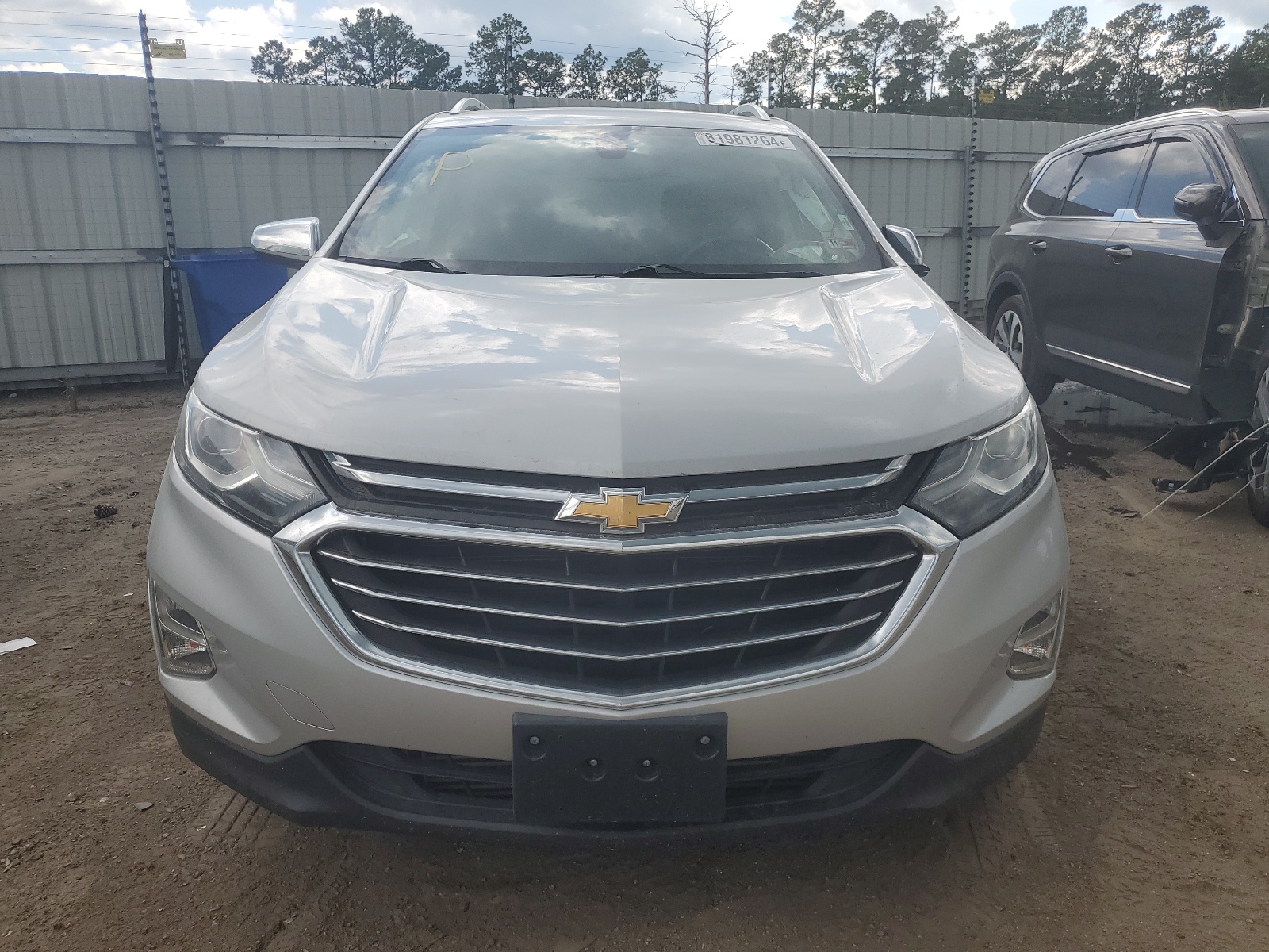 2GNAXYEX9K6239102 2019 Chevrolet Equinox Premier