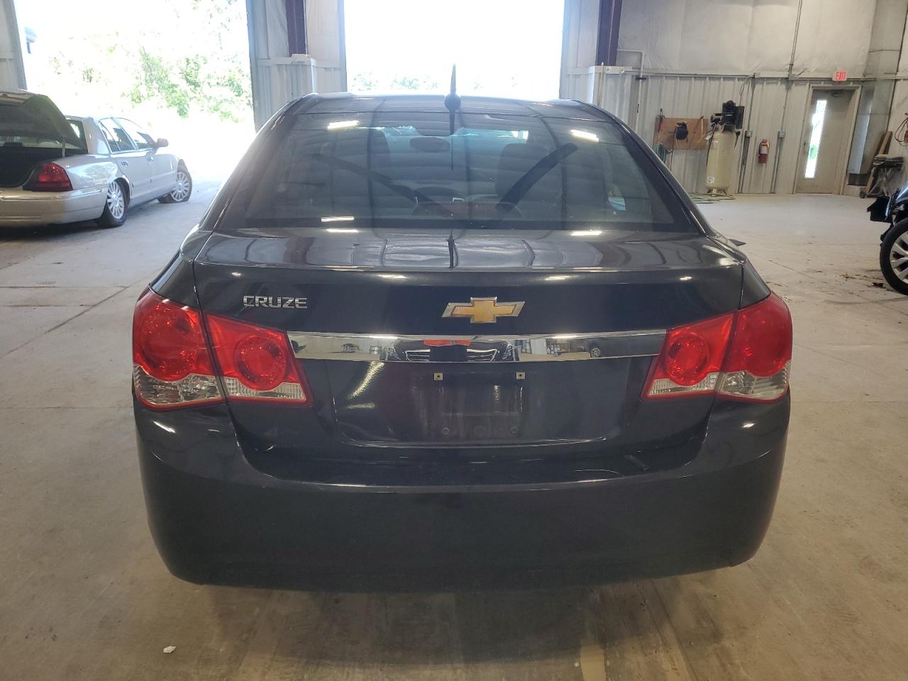 1G1PA5SH2D7312452 2013 Chevrolet Cruze Ls