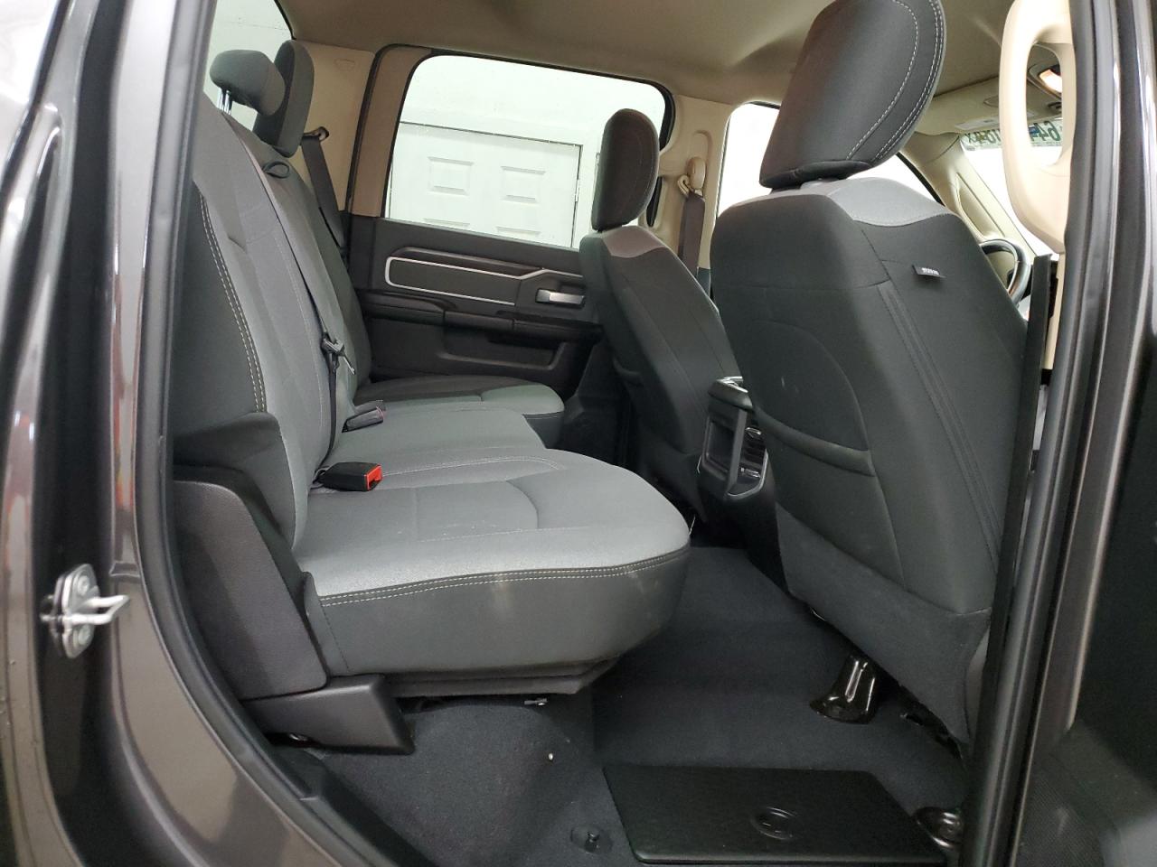 2019 Ram 2500 Big Horn VIN: 3C6UR5DJXKG699330 Lot: 64444084