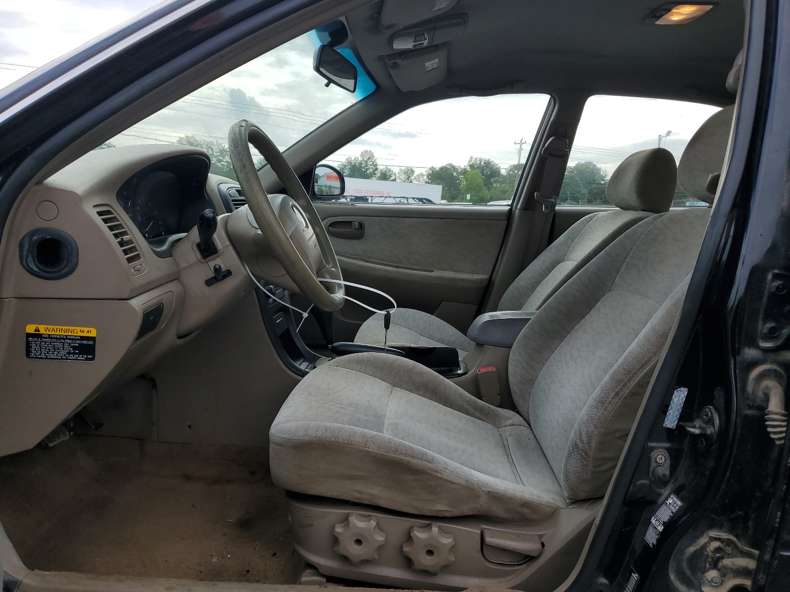 KNAGD126755423692 2005 Kia Optima Lx