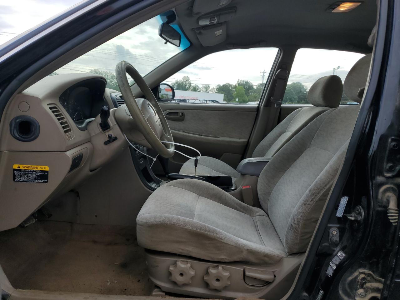 2005 Kia Optima Lx VIN: KNAGD126755423692 Lot: 64475414