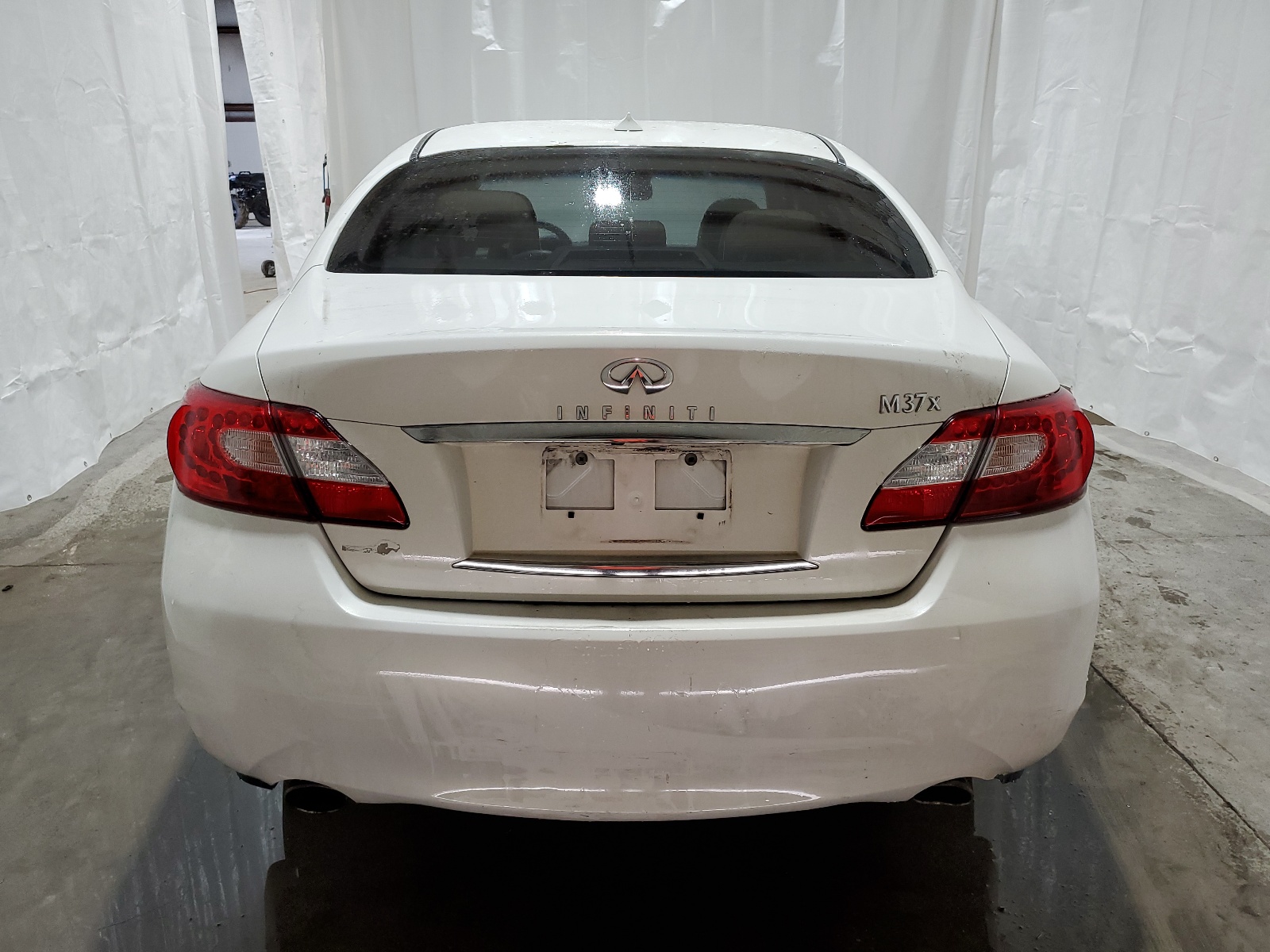 JN1BY1AR1BM375916 2011 Infiniti M37 X