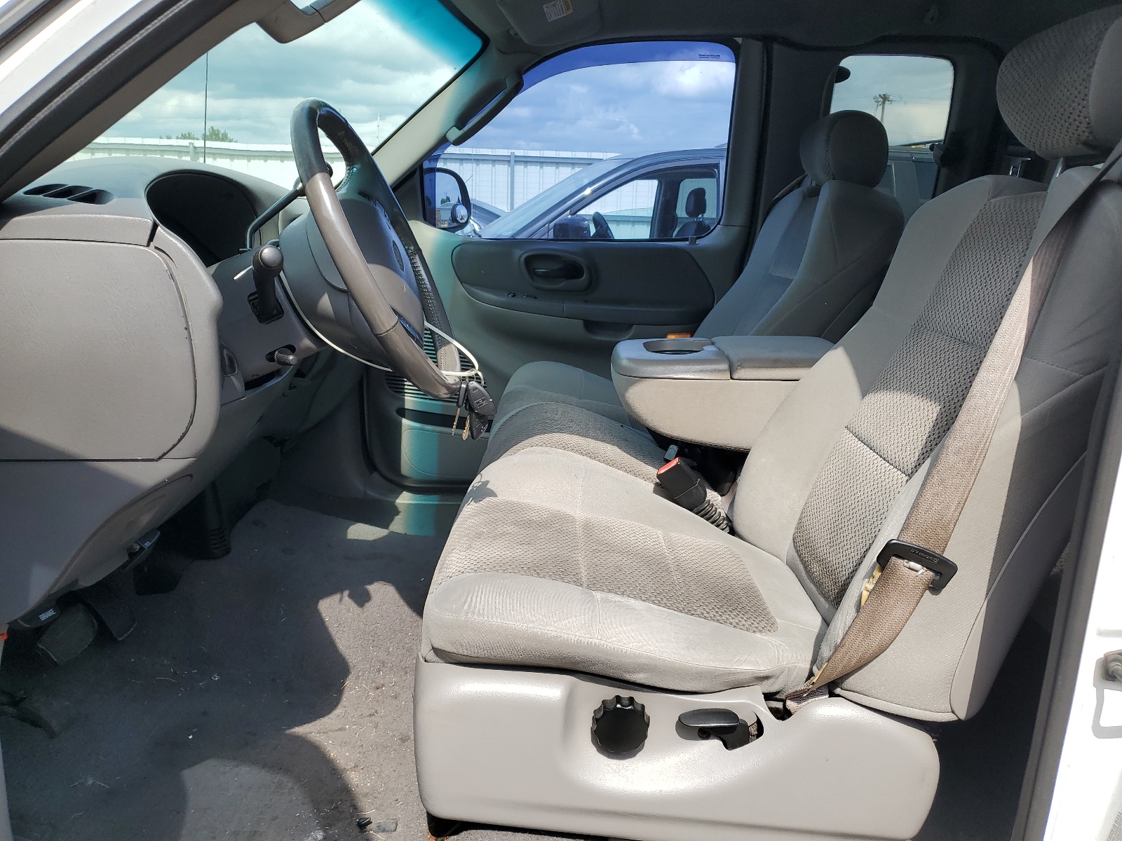 1FTRX17W82NB39138 2002 Ford F150