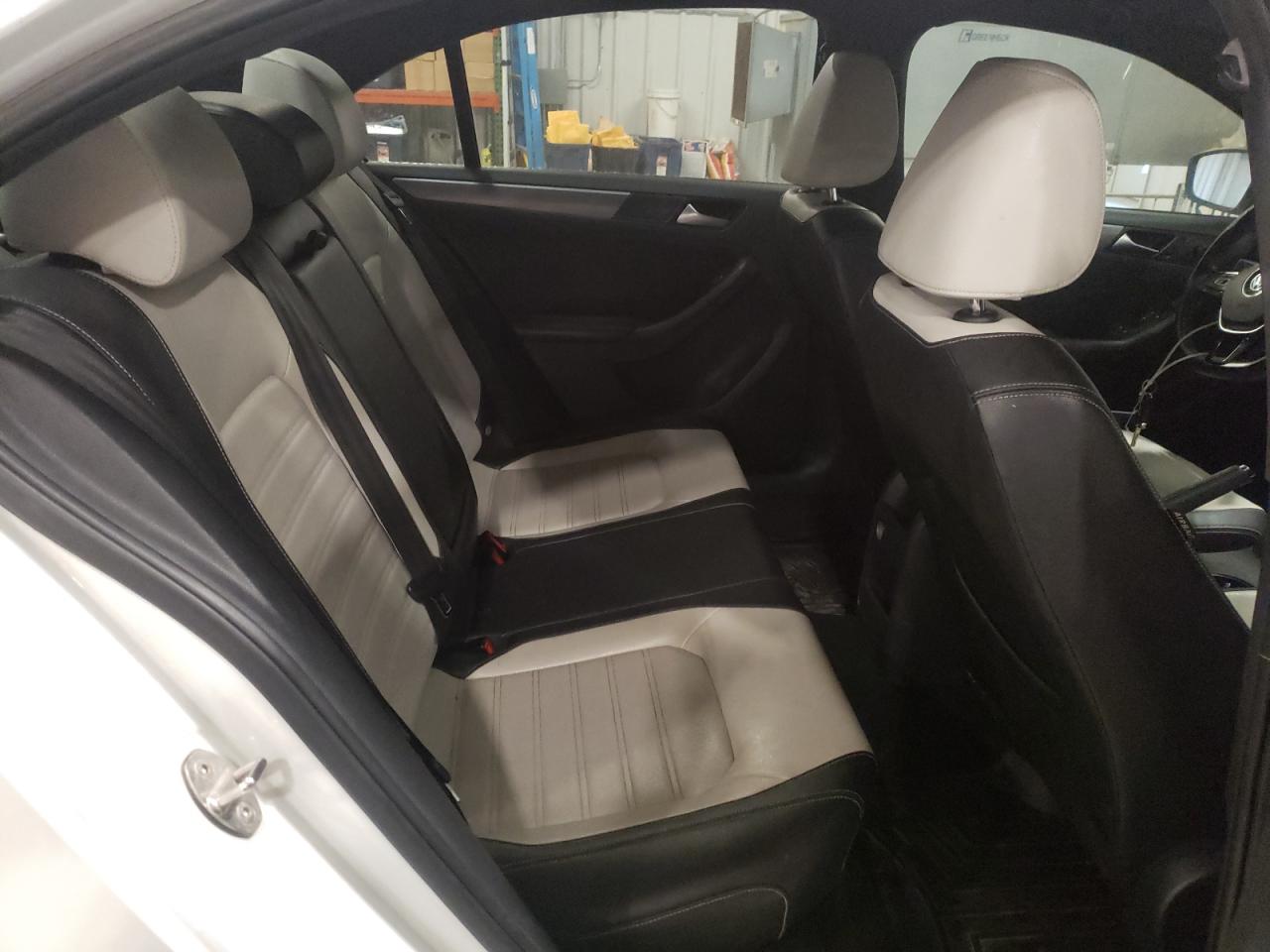 2016 Volkswagen Jetta Sport VIN: 3VWD17AJ3GM402307 Lot: 63883124