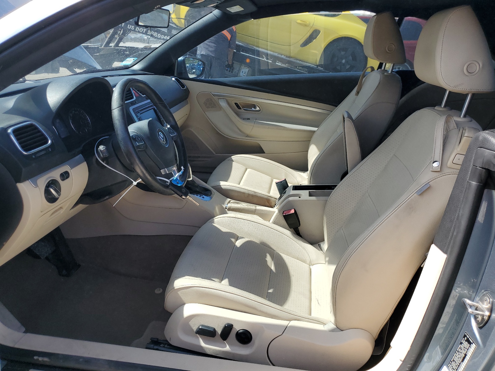 WVWBW8AH6DV009059 2013 Volkswagen Eos Komfort