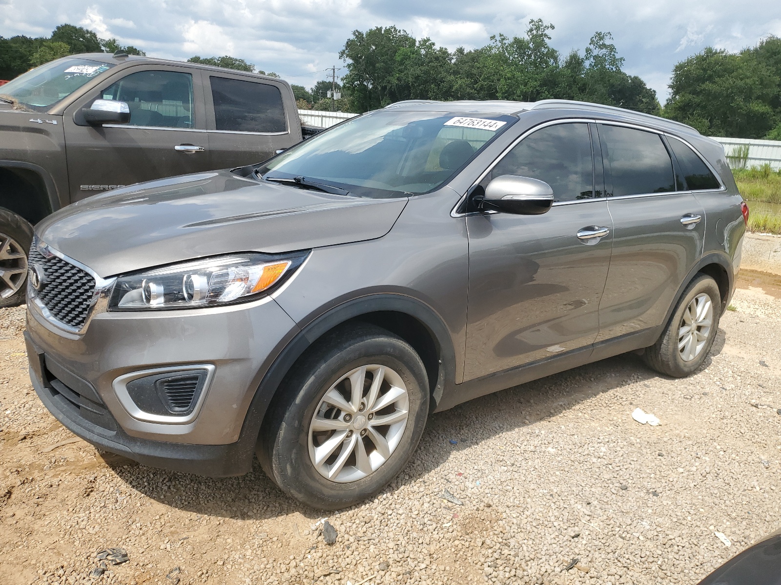 2018 Kia Sorento Lx vin: 5XYPG4A38JG401768