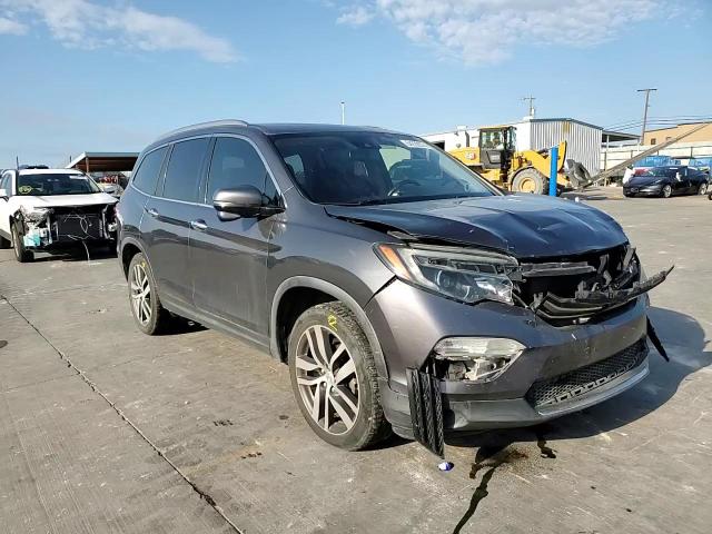 2017 Honda Pilot Touring VIN: 5FNYF5H94HB015812 Lot: 64222874
