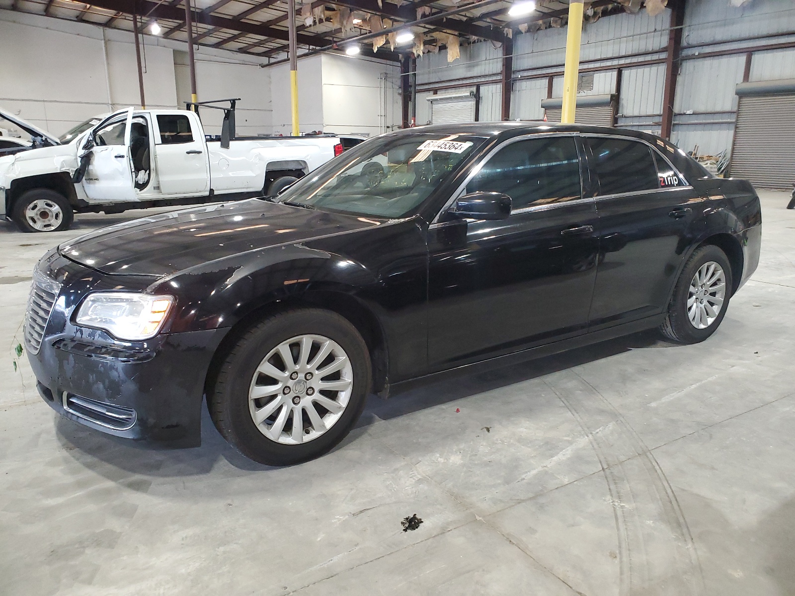 2014 Chrysler 300 vin: 2C3CCAAG4EH132563