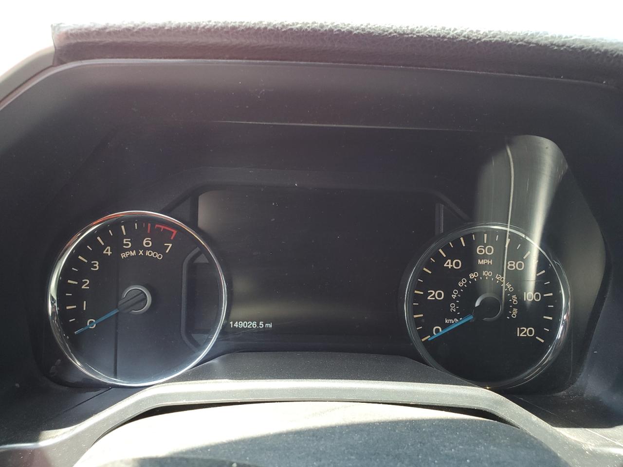 2015 Ford F-150 - Image 9