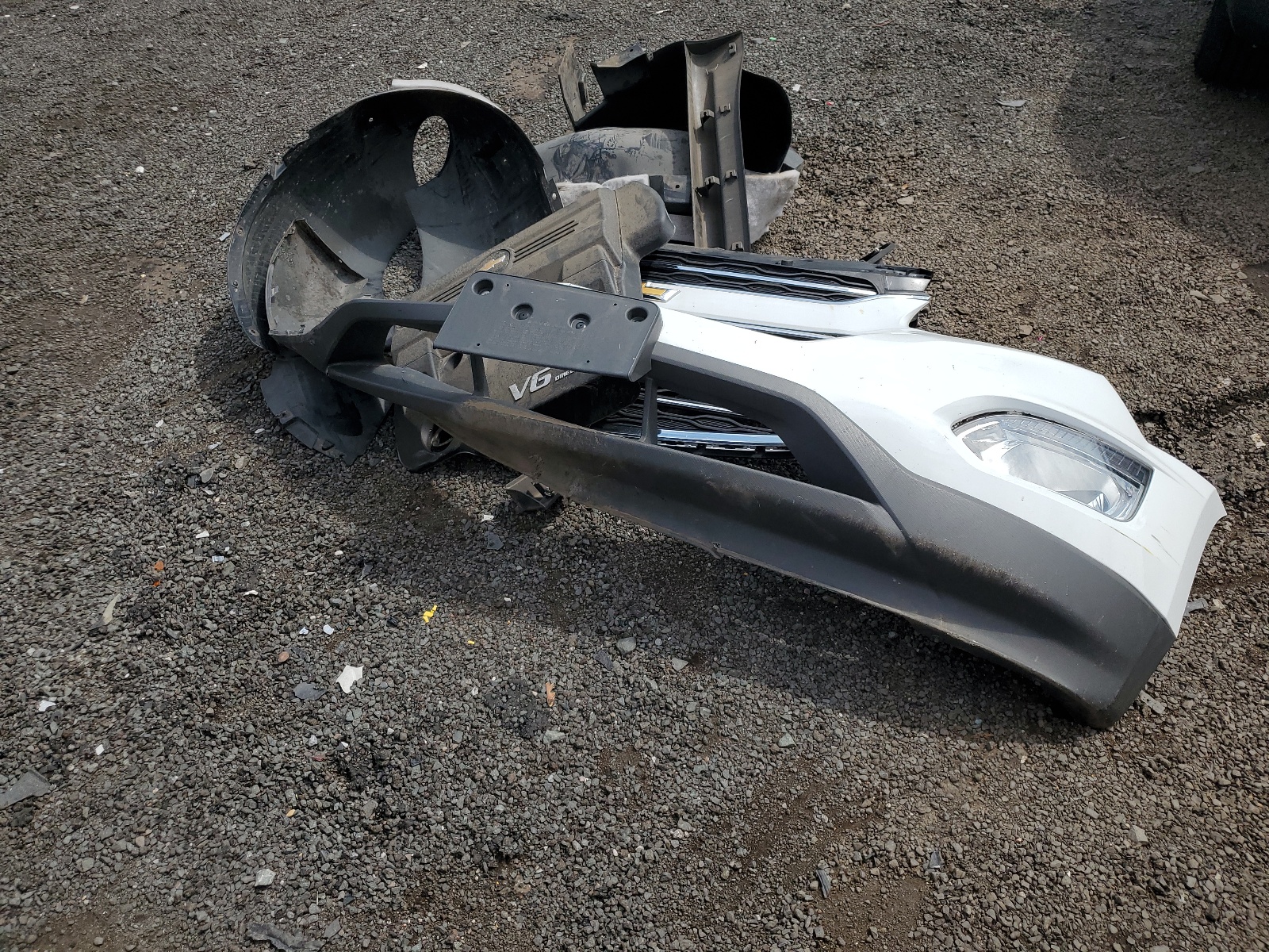 2GNFLGE35H6128032 2017 Chevrolet Equinox Premier