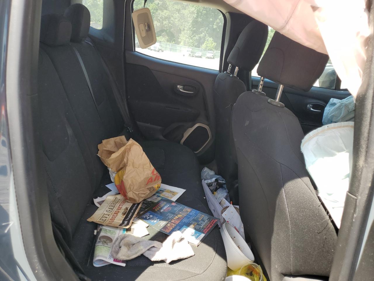 2017 Jeep Renegade Sport VIN: ZACCJBAB1HPG25096 Lot: 61867264