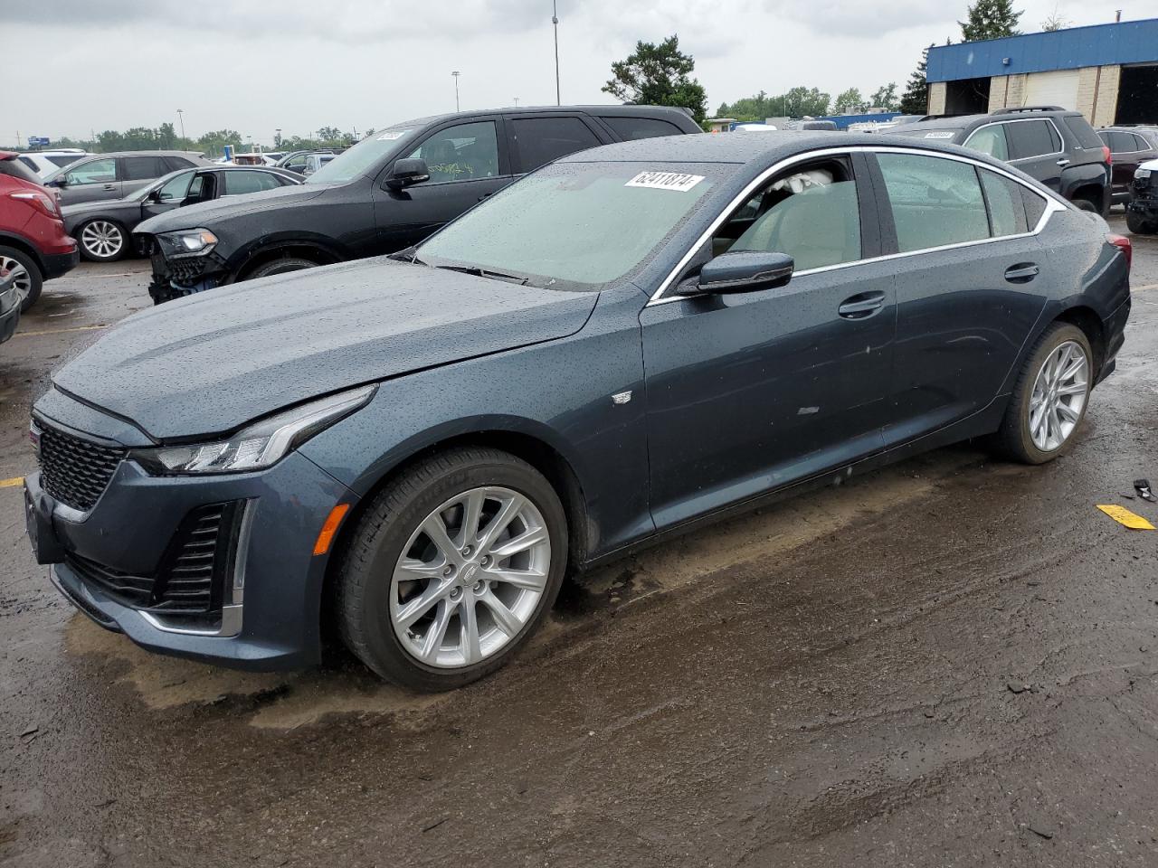 2021 Cadillac Ct5 Luxury للبيع في Woodhaven، MI - Front End