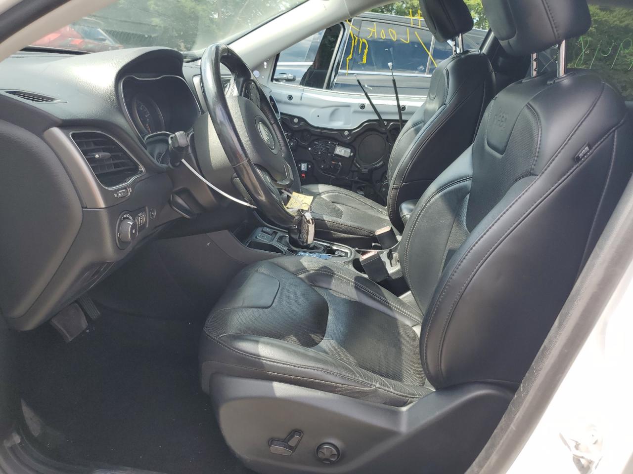 2020 Jeep Cherokee Limited VIN: 1C4PJLDB1LD561104 Lot: 61756564