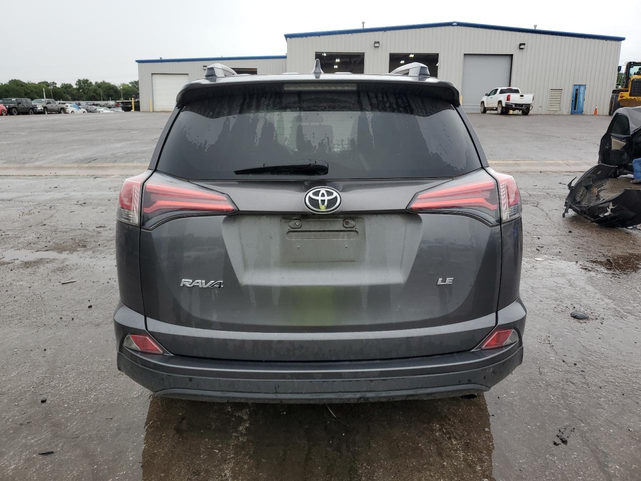 2017 Toyota Rav4 Le VIN: JTMZFREV5HJ125998 Lot: 61454314