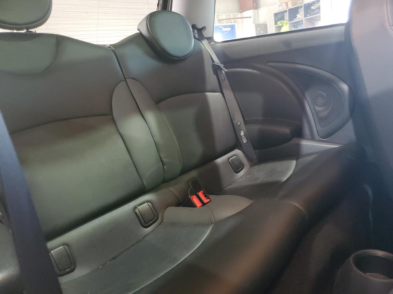 2009 Mini Cooper VIN: WMWMF33529TT68312 Lot: 64485334