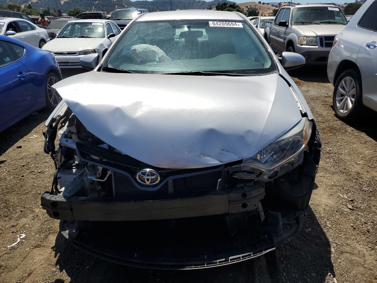 2015 Toyota Corolla L vin: 5YFBURHE2FP186060