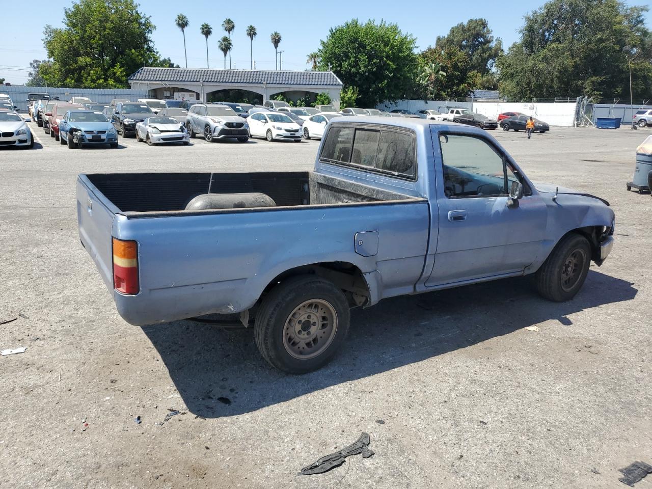 1989 Toyota Pickup 1/2 Ton Short Wheelbase Dlx VIN: JT4RN81P8K0006747 Lot: 60760834
