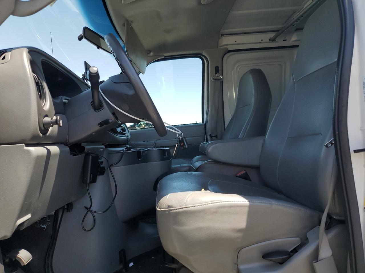 2008 Ford Econoline E150 Van VIN: 1FTNE14W98DA55725 Lot: 61879024