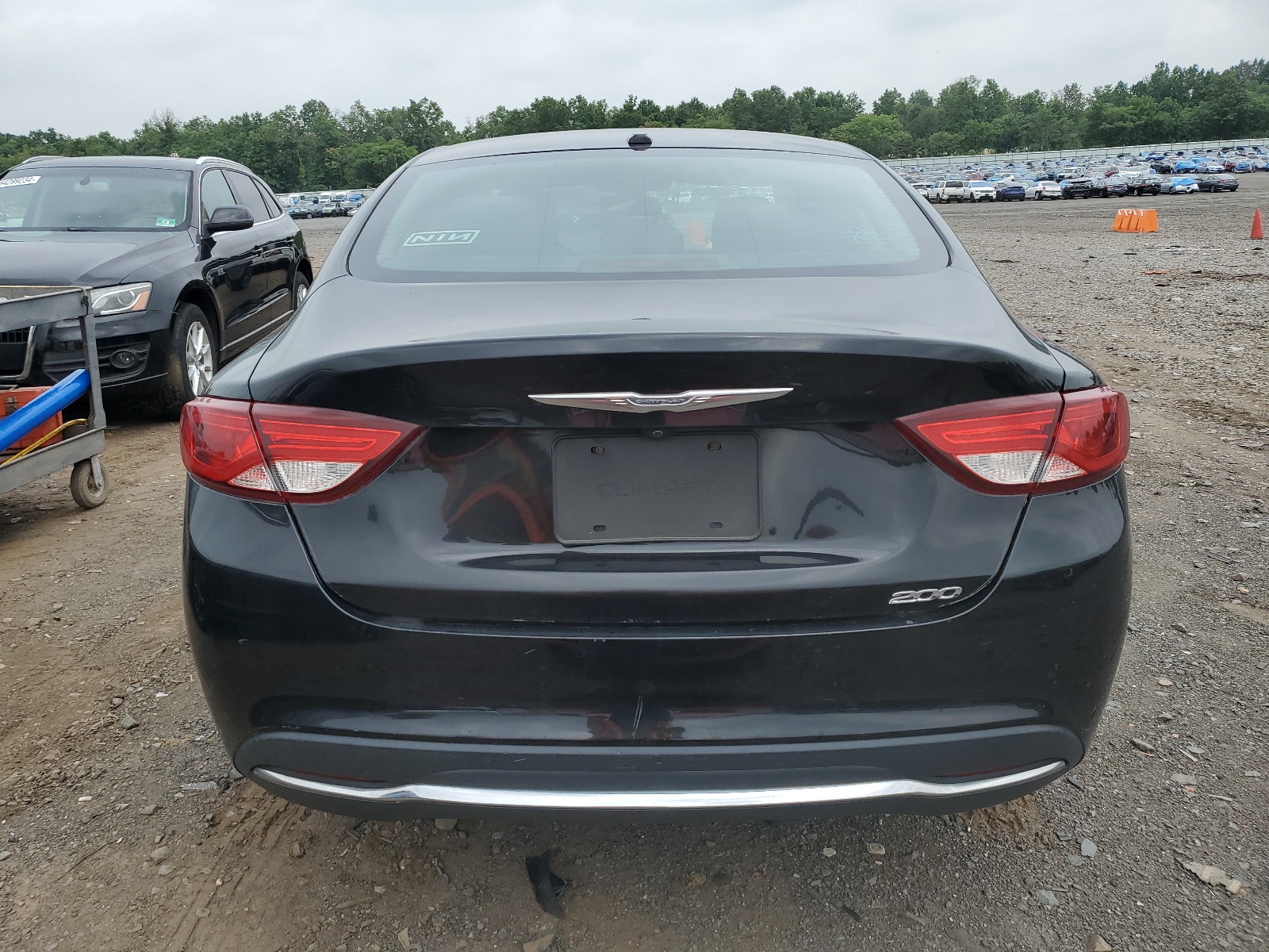 1C3CCCAB6FN705326 2015 Chrysler 200 Limited