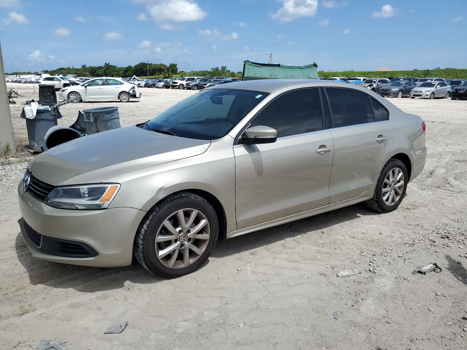 2014 Volkswagen Jetta Se vin: 3VWD17AJ4EM266668