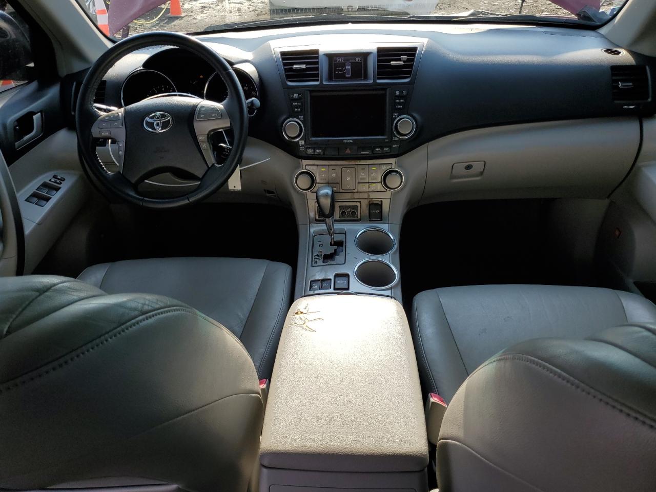 2009 Toyota Highlander - Image 8