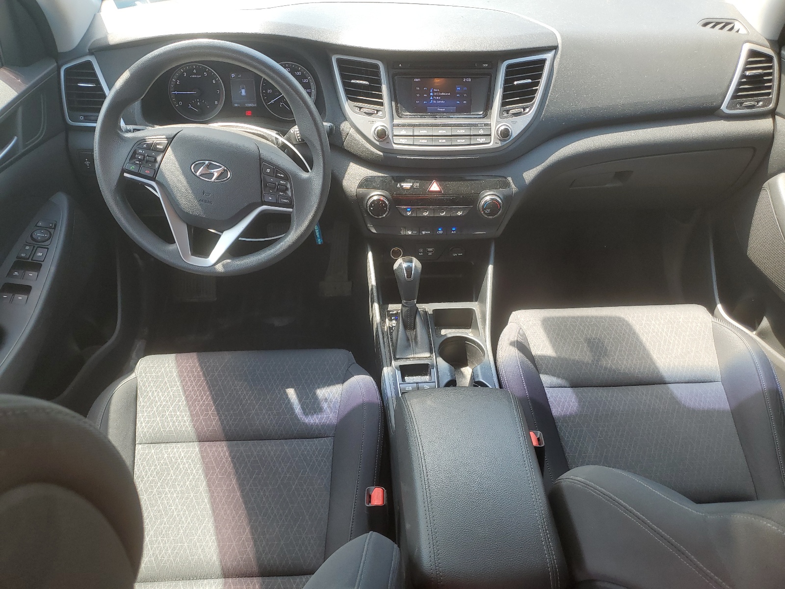 KM8J3CA44HU407141 2017 Hyundai Tucson Limited