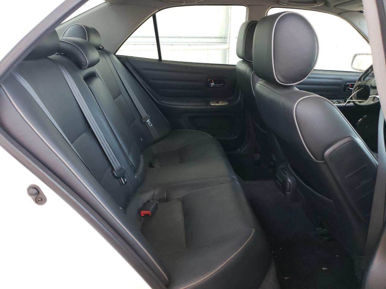 2005 Lexus Is 300 VIN: JTHBD192450100714 Lot: 61470054