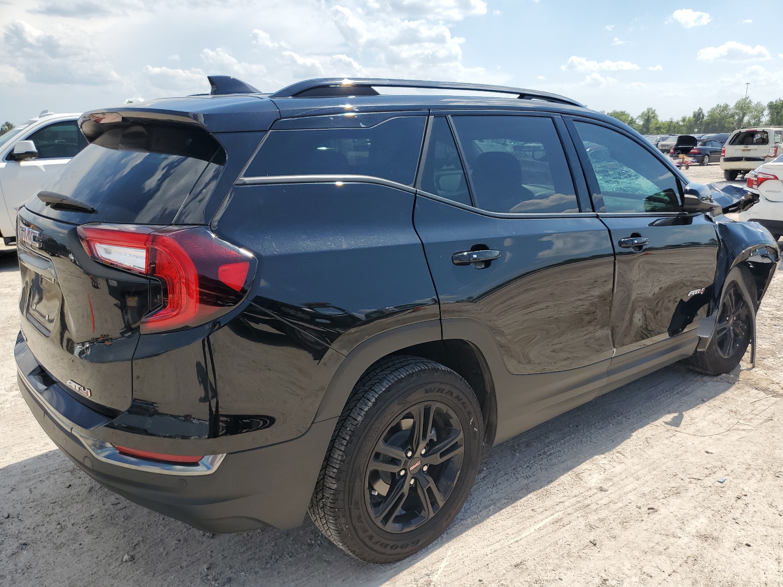 2023 GMC Terrain At4 vin: 3GKALYEG0PL249383