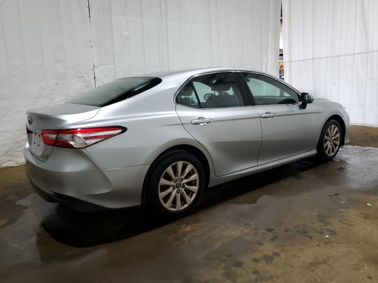 2018 Toyota Camry - Image 3