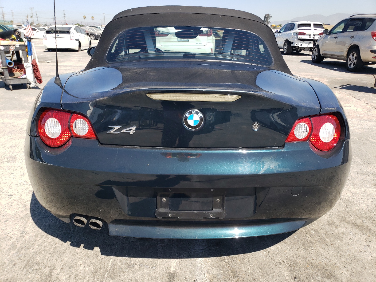 4USBT335X5LR70043 2005 BMW Z4 2.5