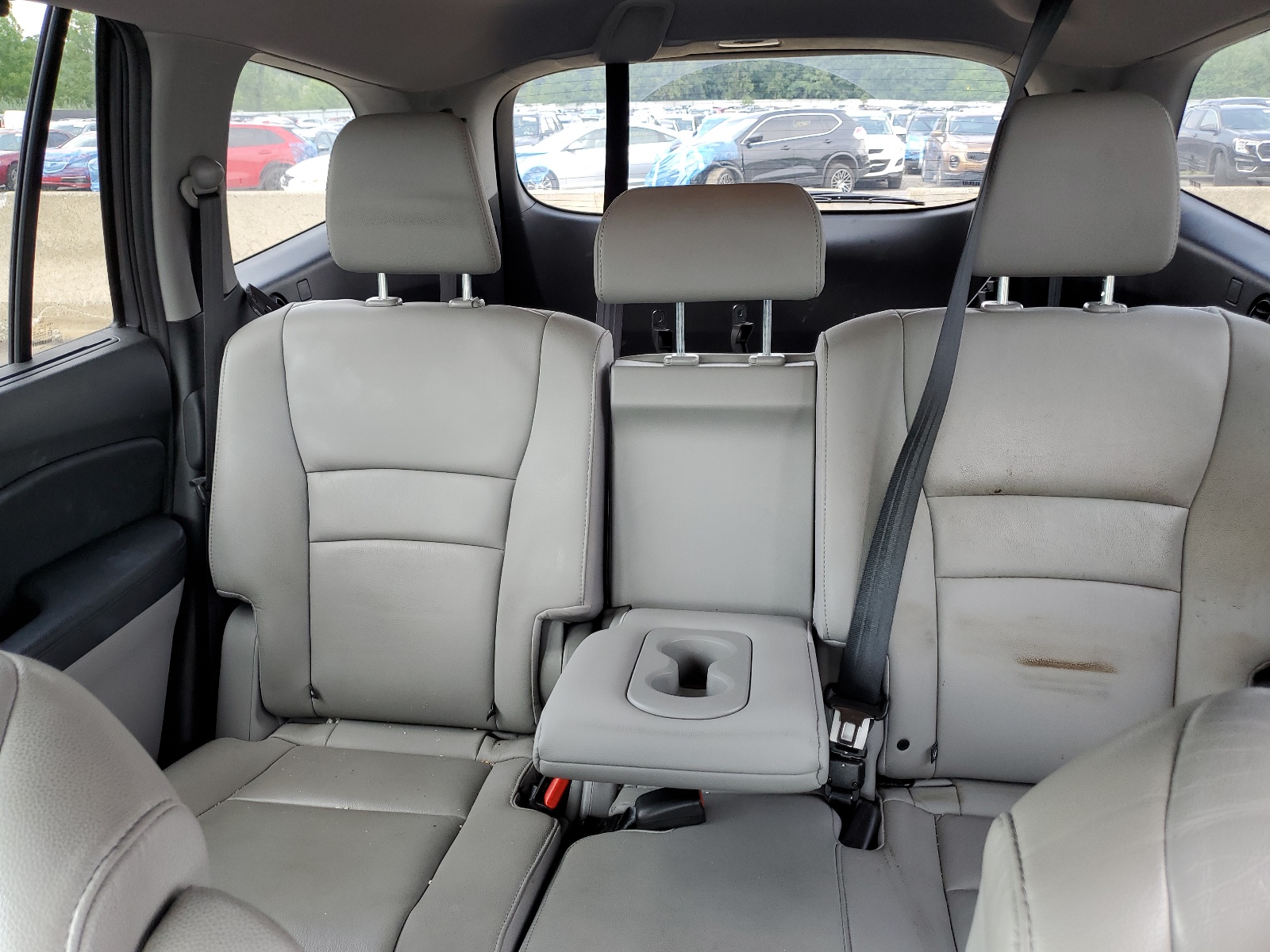 5FNYF6H58KB014978 2019 Honda Pilot Exl