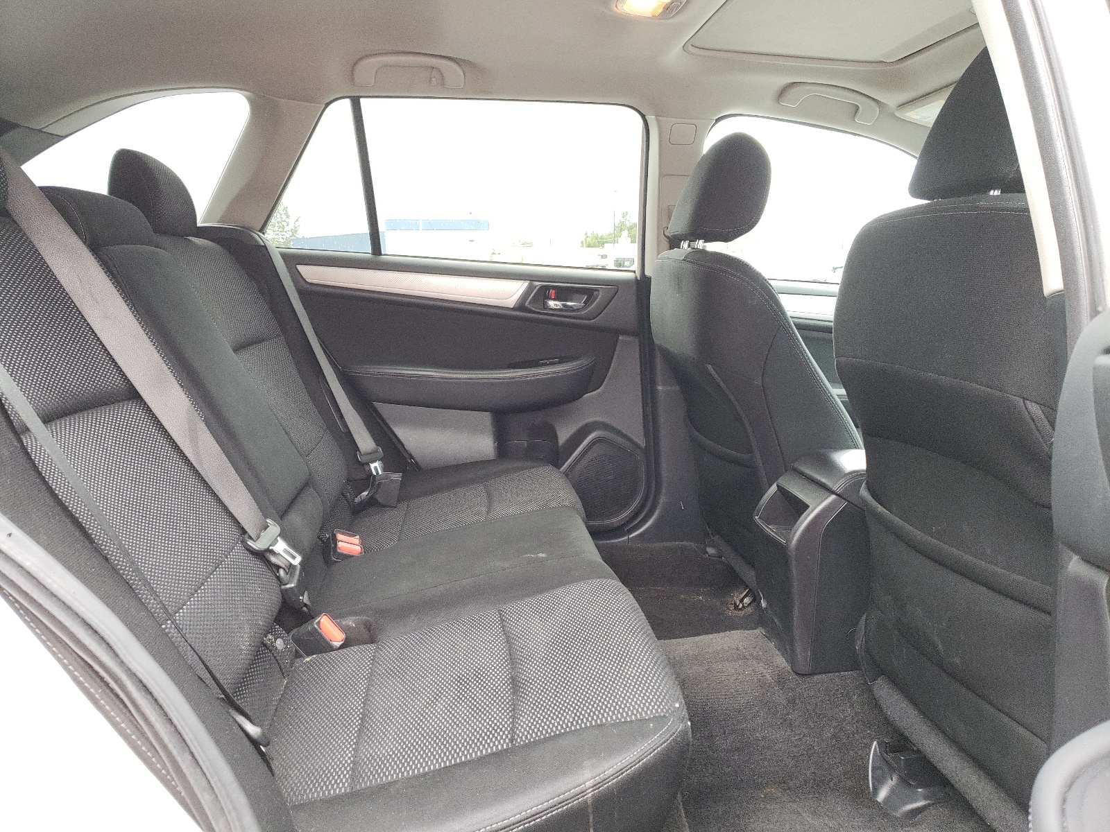 4S4BSADC3F3207692 2015 Subaru Outback 2.5I Premium