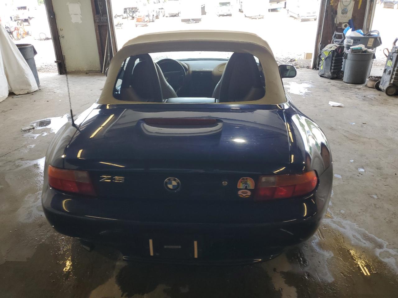 1999 BMW Z3 2.3 VIN: 4USCH9334XLF81573 Lot: 64248324