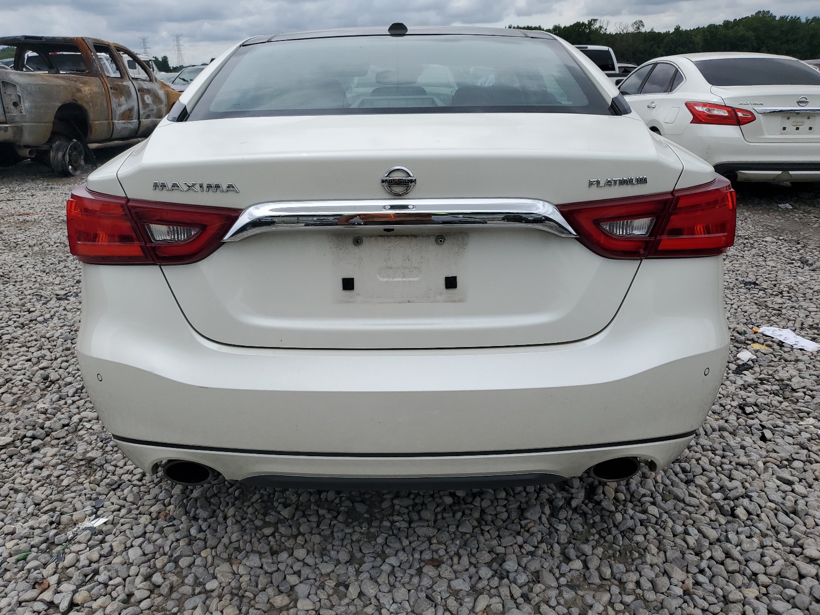 1N4AA6AP6HC370305 2017 Nissan Maxima 3.5S