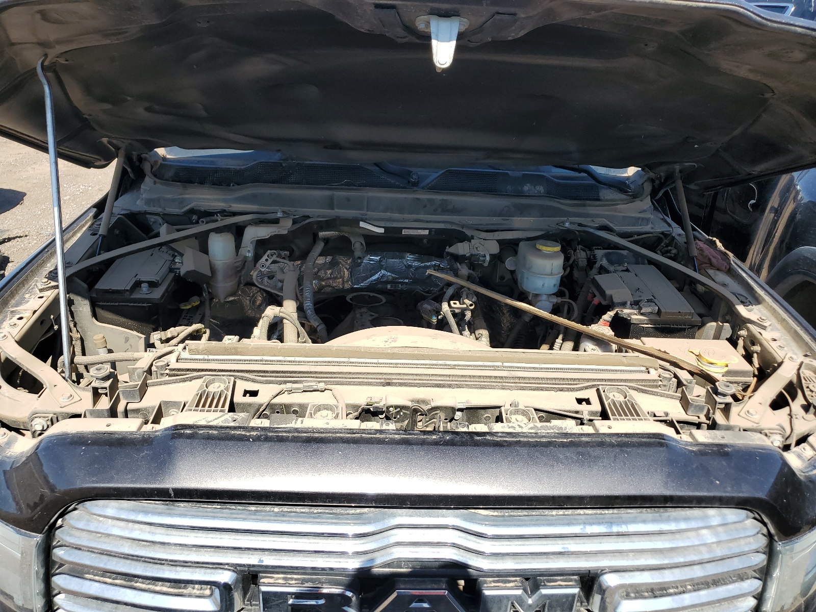 3C63RPJL8KG667876 2019 Ram 3500 Laramie