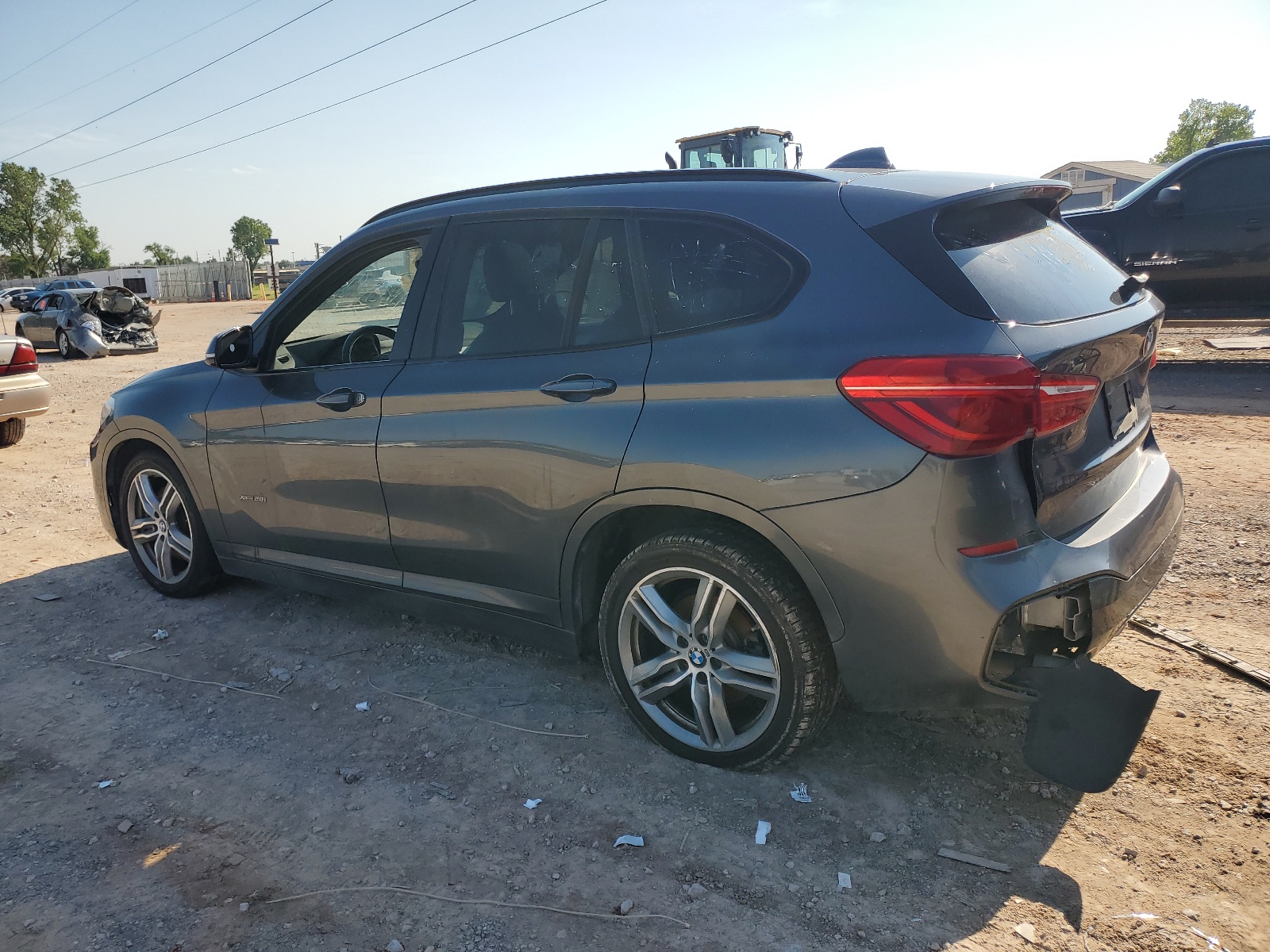 2018 BMW X1 xDrive28I vin: WBXHT3C39J5K21735