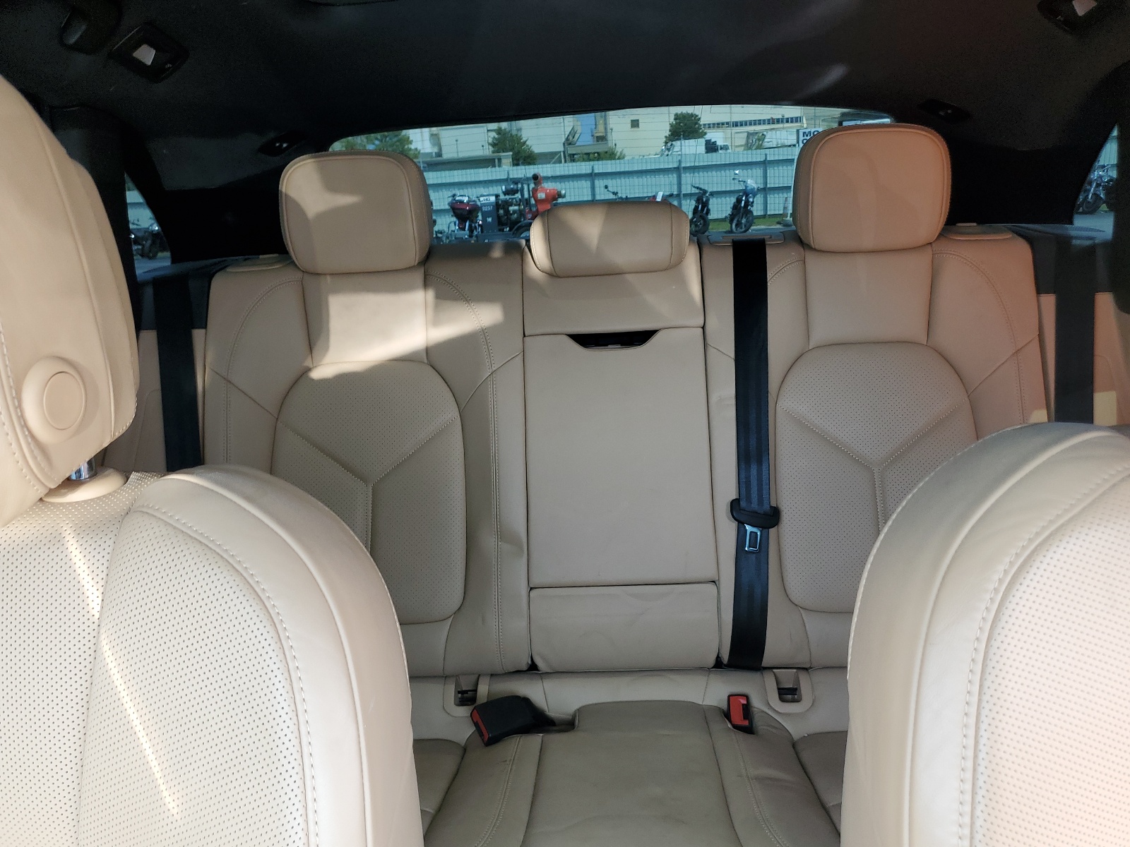 WP1AB2A51HLB16739 2017 Porsche Macan S