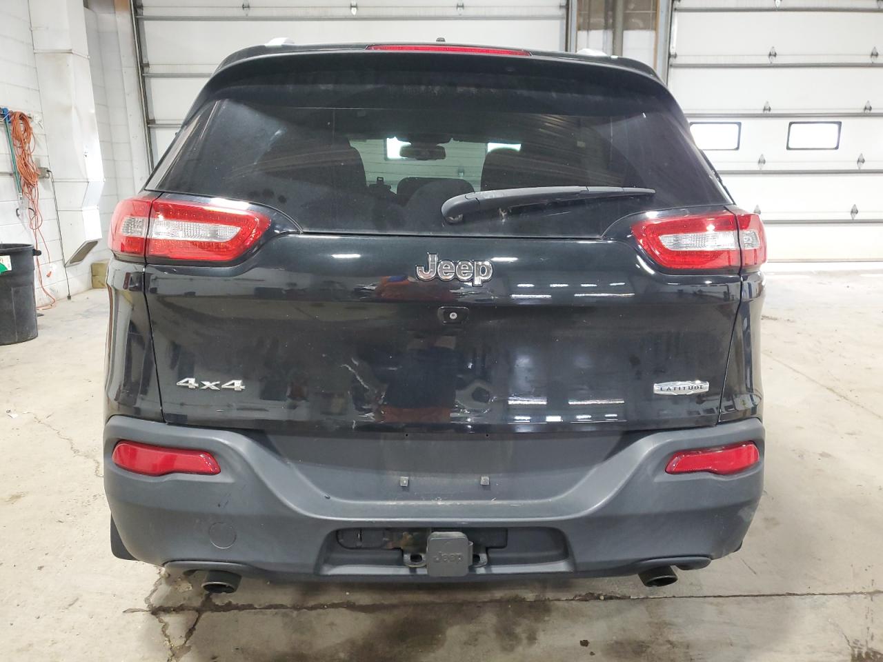 2014 Jeep Cherokee Latitude VIN: 1C4PJMCS6EW122267 Lot: 65196254