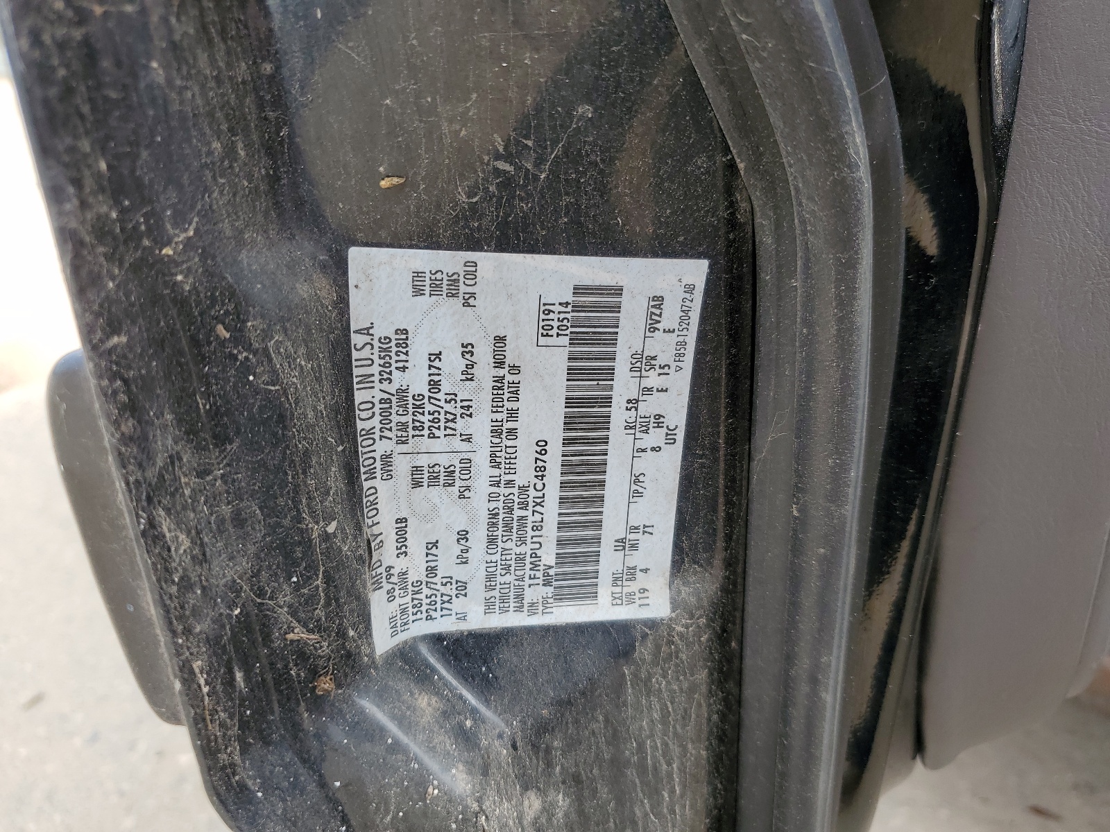 1FMPU18L7XLC48760 1999 Ford Expedition