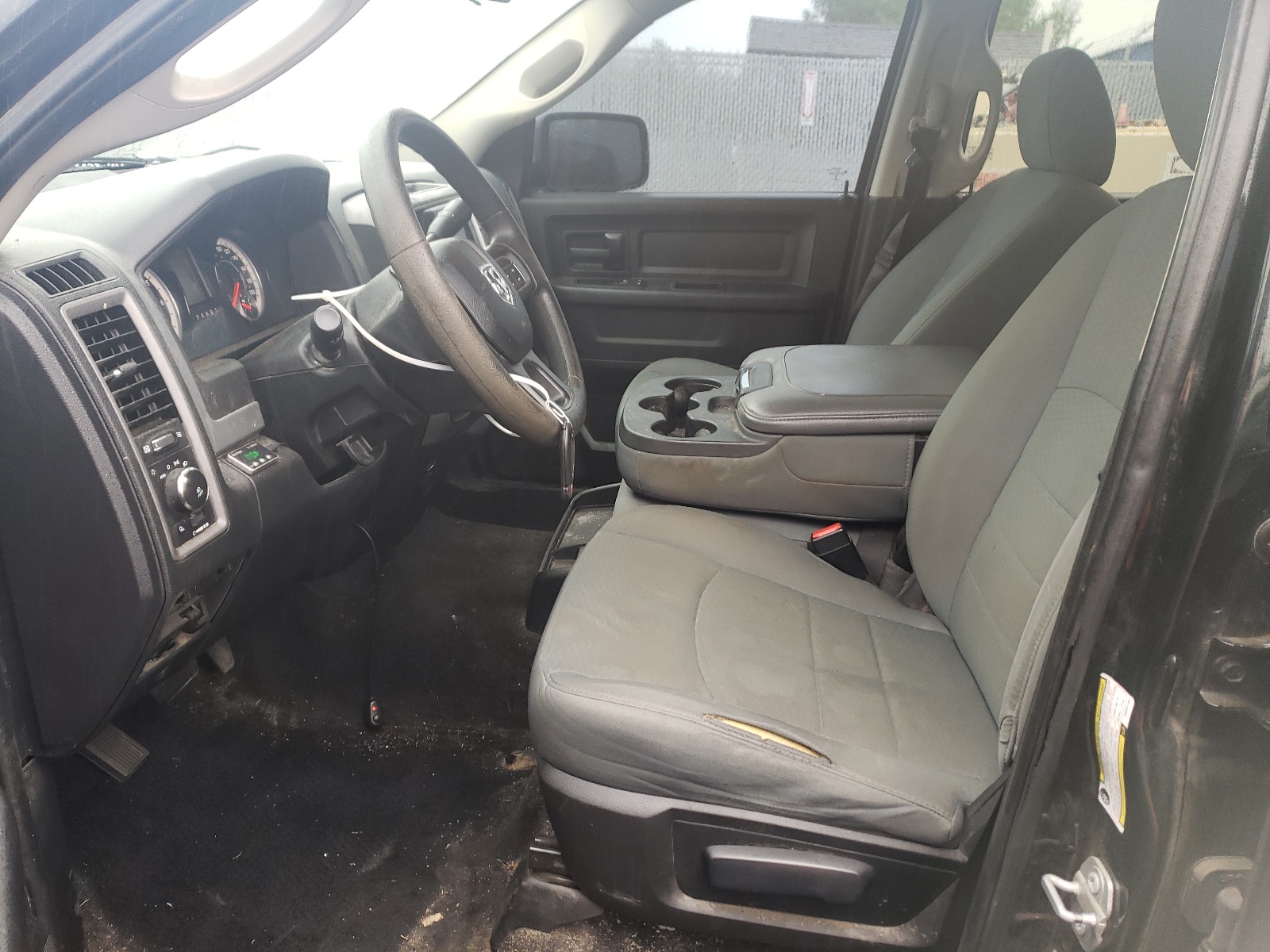 3C6RR7KT2HG631134 2017 Ram 1500 St