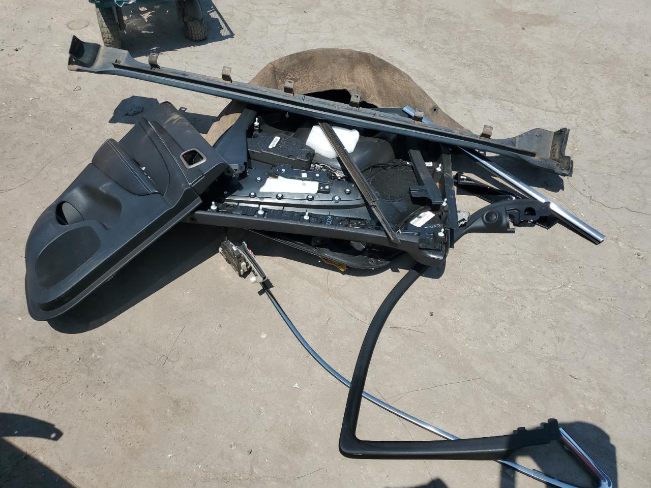 2014 Jeep Grand Cherokee Limited VIN: 1C4RJEBG3EC273998 Lot: 63397004