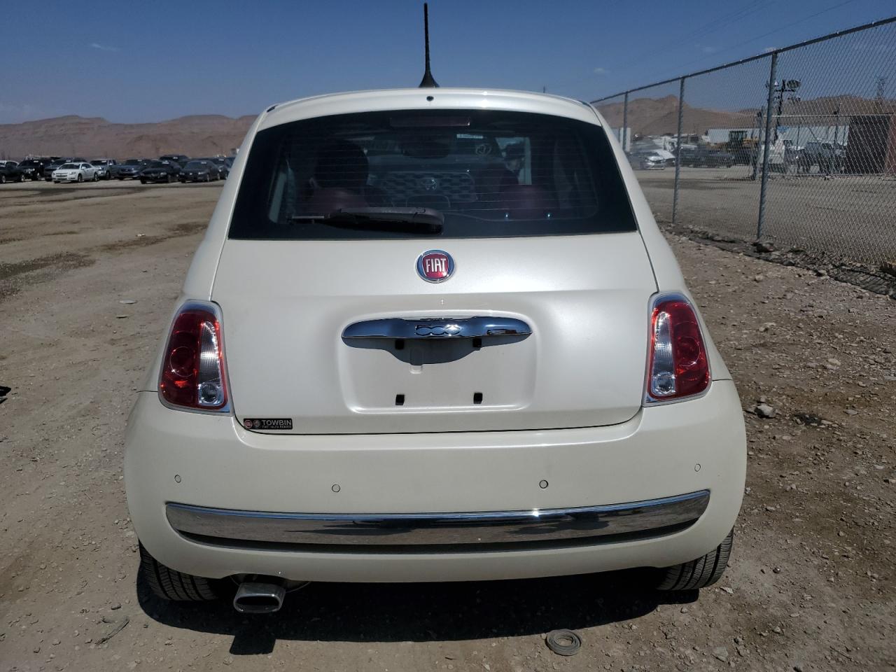 2017 Fiat 500 Lounge VIN: 3C3CFFCR8HT700568 Lot: 65186094