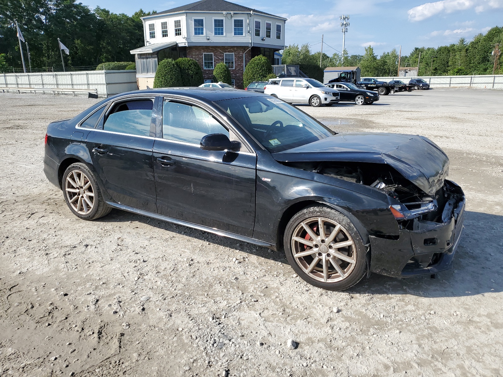 2016 Audi A4 Premium S-Line vin: WAUAFAFL4GN005819