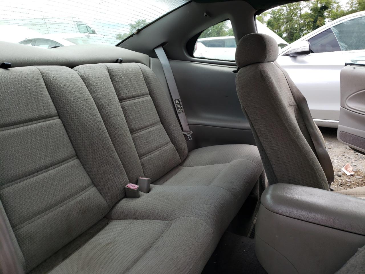 2000 Ford Mustang VIN: 1FAFP4041YF281319 Lot: 64494564