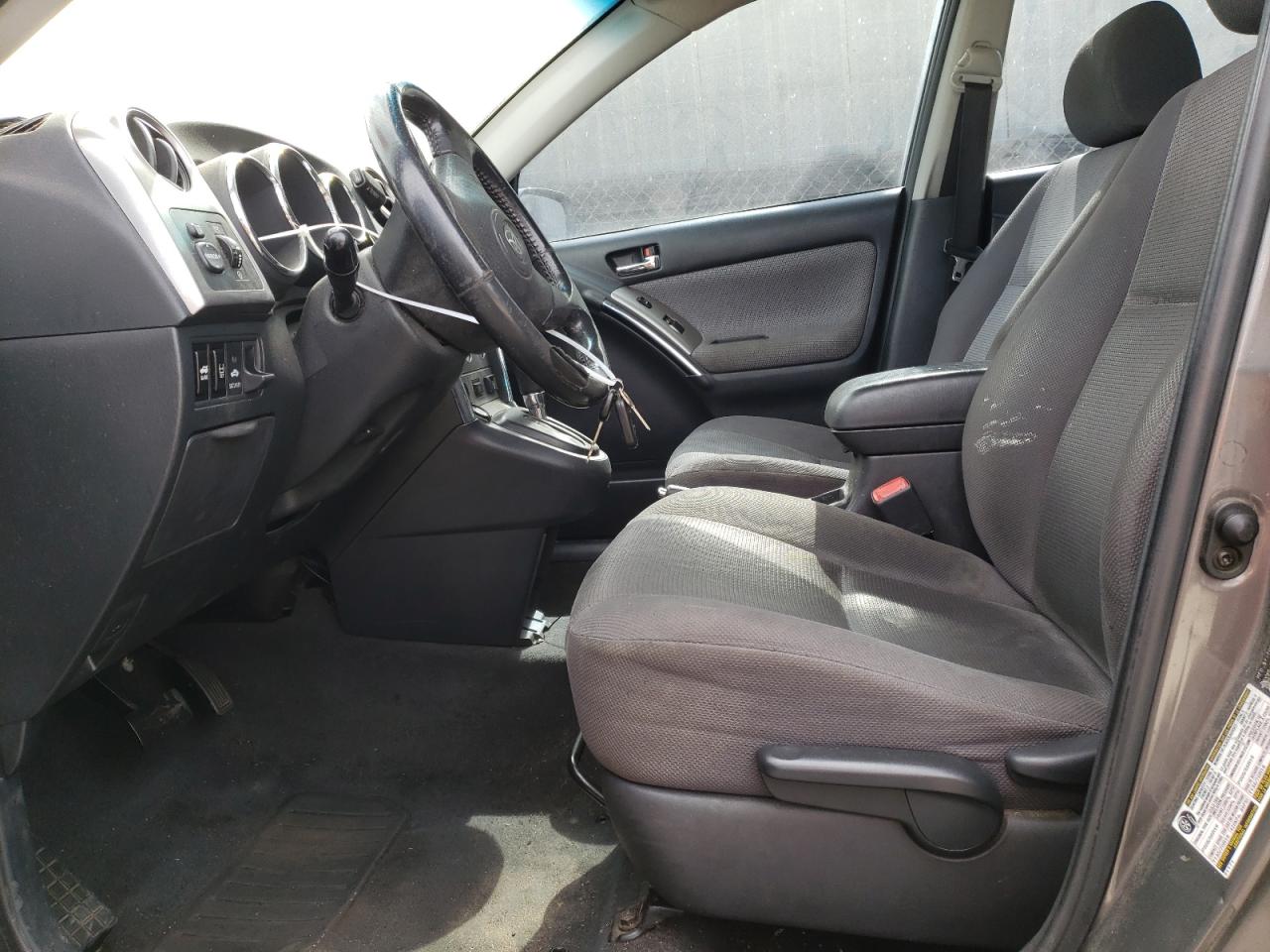 2005 Toyota Corolla Matrix Xr VIN: 2T1KR32E55C416860 Lot: 63223564