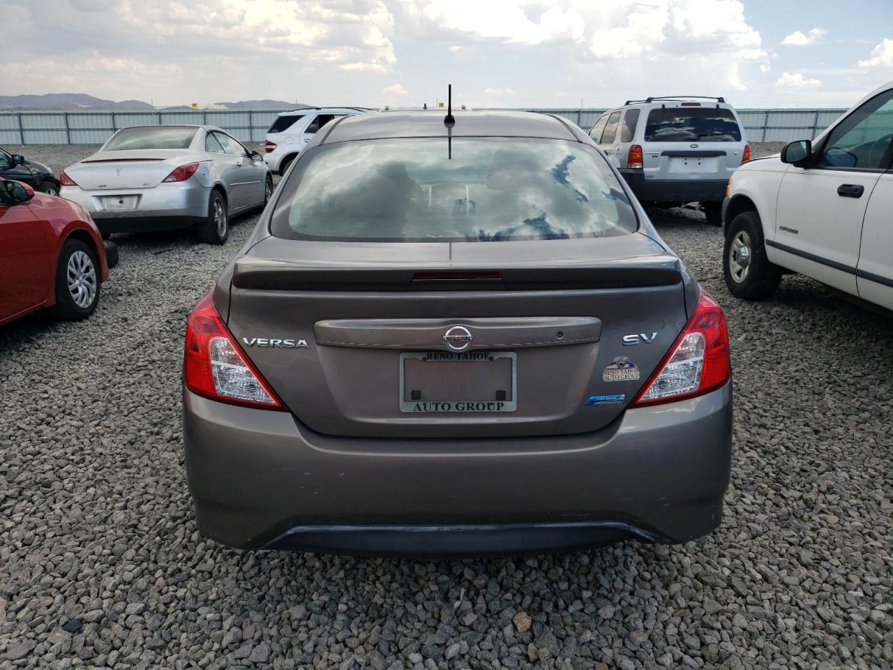 2016 Nissan Versa S VIN: 3N1CN7AP0GL808335 Lot: 64333954