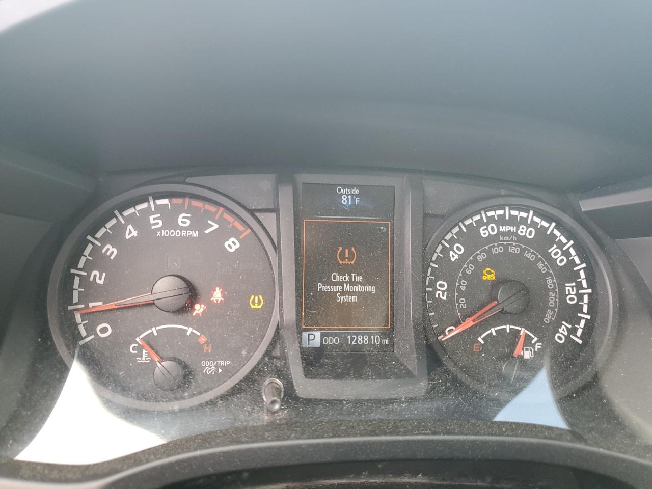 2018 Toyota Tacoma Access Cab VIN: 5TFRX5GN1JX117807 Lot: 61387844